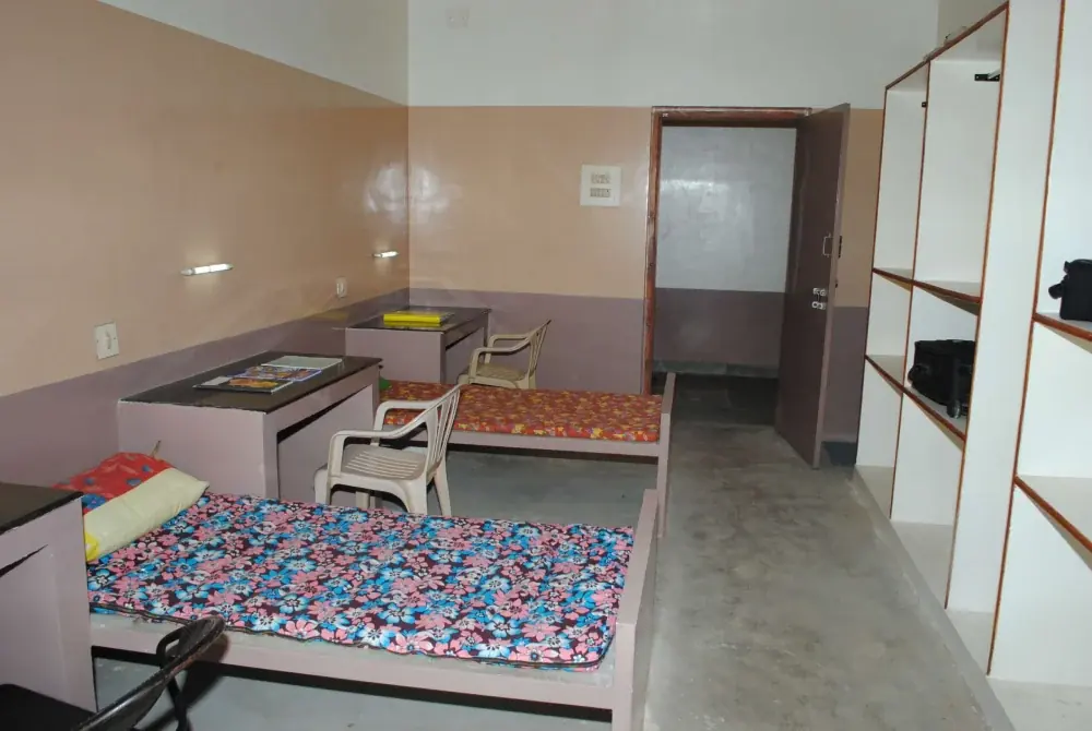 Another hostel room
