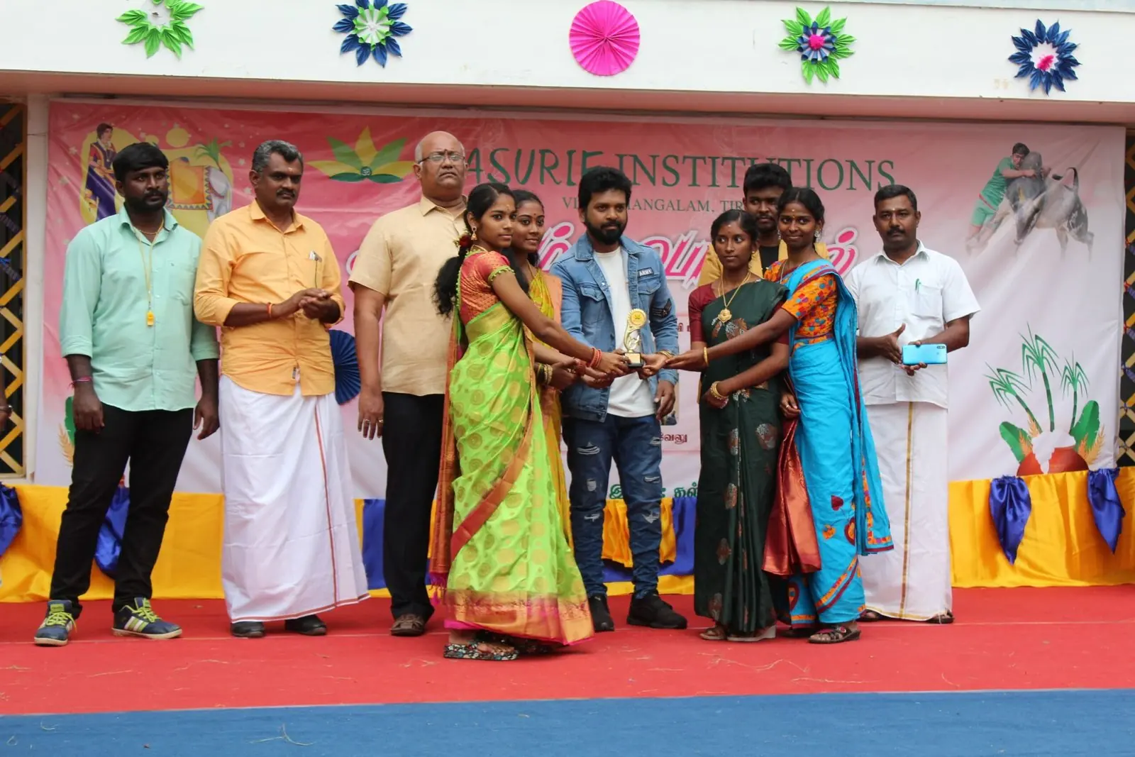 Prize-giving at the Pongal programme